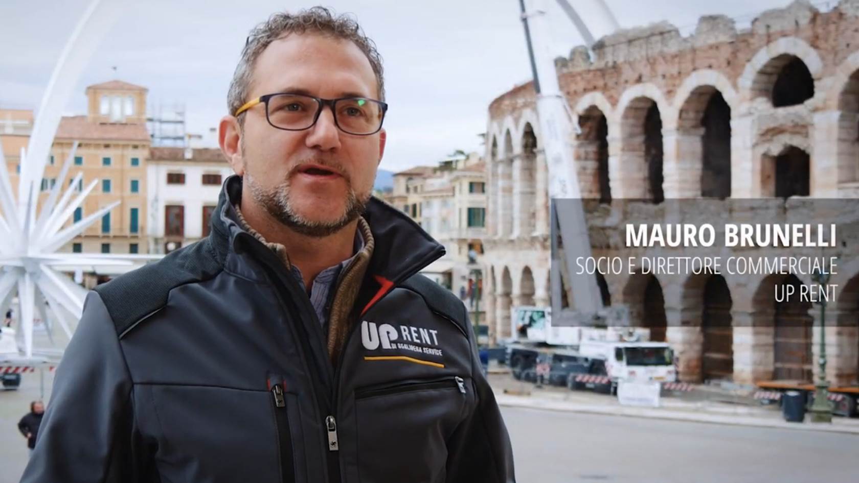 Stella Di Natale Arena Di Verona.Uprent Installazione Stella Di Natale Arena Di Verona